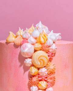 cake decorating tips for photo shoot